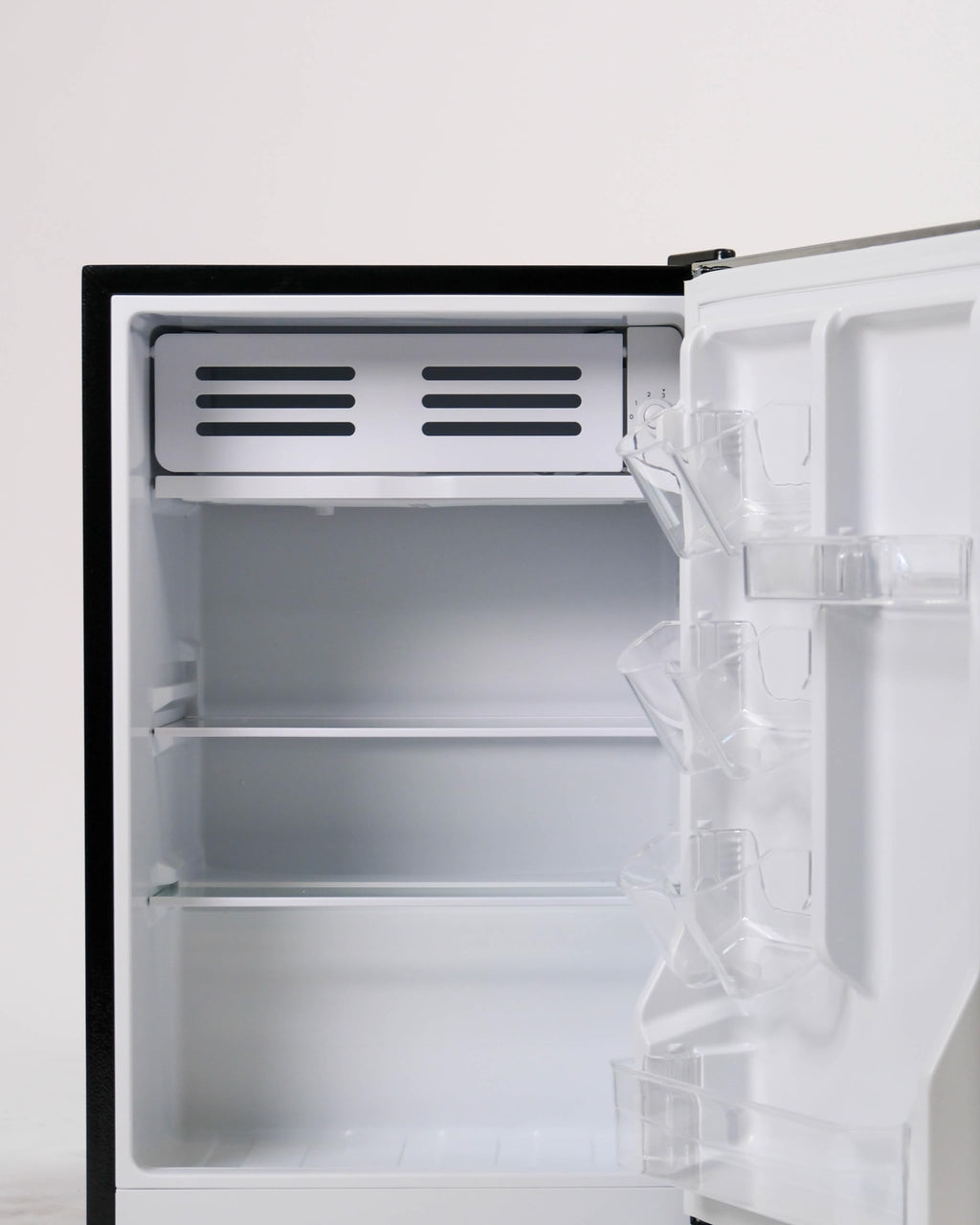 Frigidaire Upright Freezer, 6.5 cu ft, Deep Freeze, Platinum Design Series
