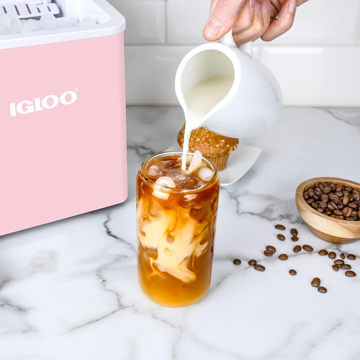 Igloo Ice Maker Countertop, Portable Ice Maker with Handle, 26lbs, Black