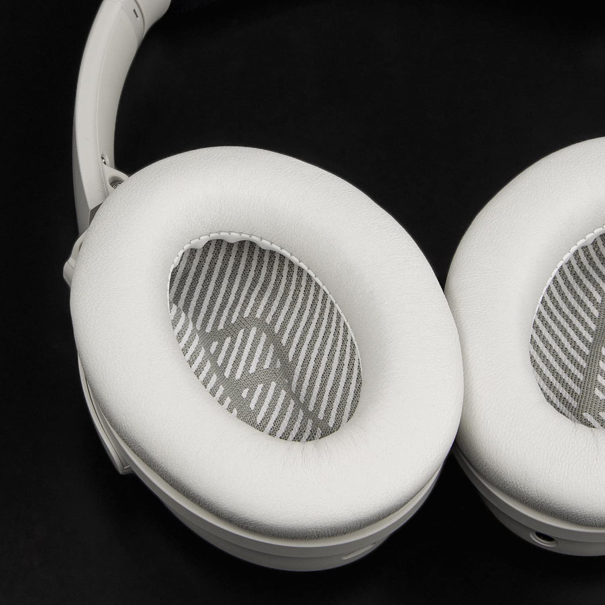 SoloWIT Earpads for Bose QC35 & QC35 ii - Brilliant Blue