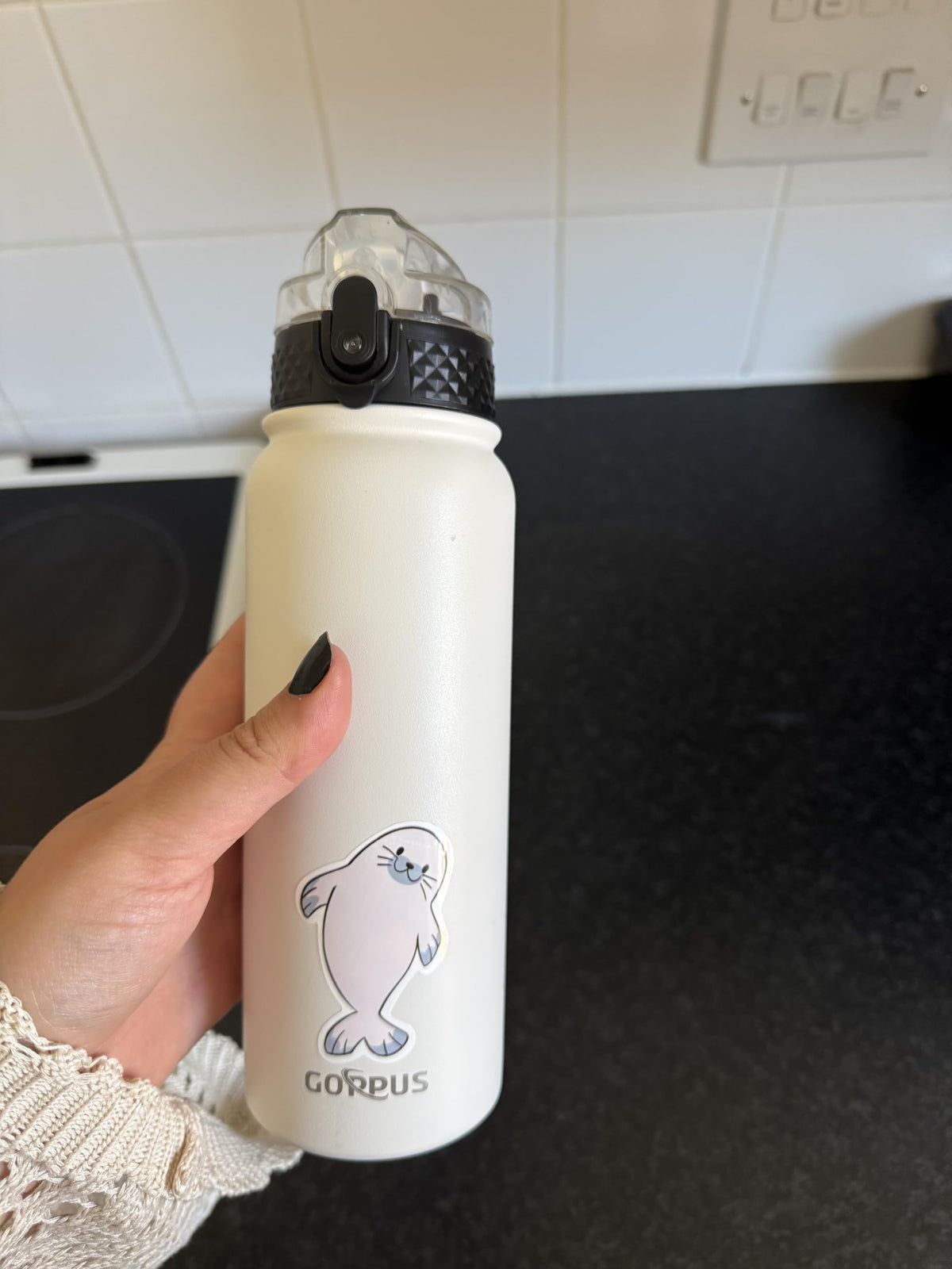 GOPPUS 600ml/20oz Stainless Water Bottle with Straw Double Wall Insulated Bottles with Strap One Hand Open Vacuum Thermal Flask with Flip Top Lid Leakproof Keep Cold Drinks BPA Free