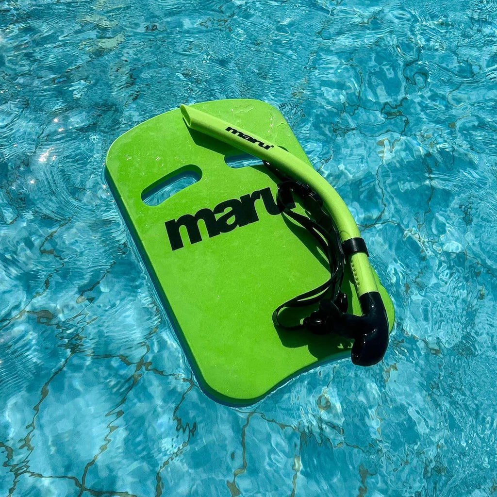 Maru Swimming Kickboard – Buoyant Foam Swim Float for Kick Strength & Technique – L42xW28cm – Easy-Grip, Non-Chafing Swimming Float for Children & Adults (6+) – Trusted by Coaches