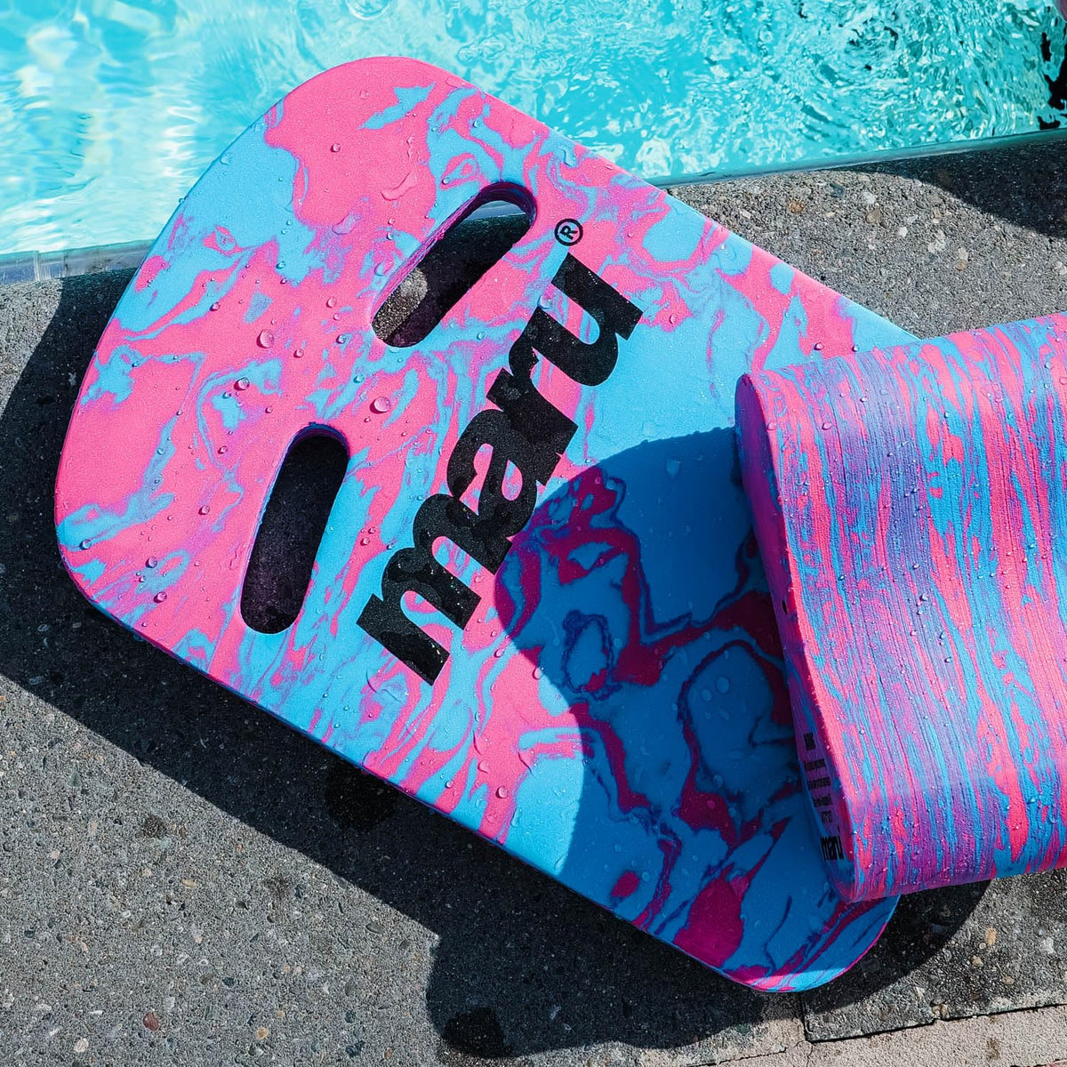 Maru Swimming Kickboard – Buoyant Foam Swim Float for Kick Strength & Technique – L42xW28cm – Easy-Grip, Non-Chafing Swimming Float for Children & Adults (6+) – Trusted by Coaches