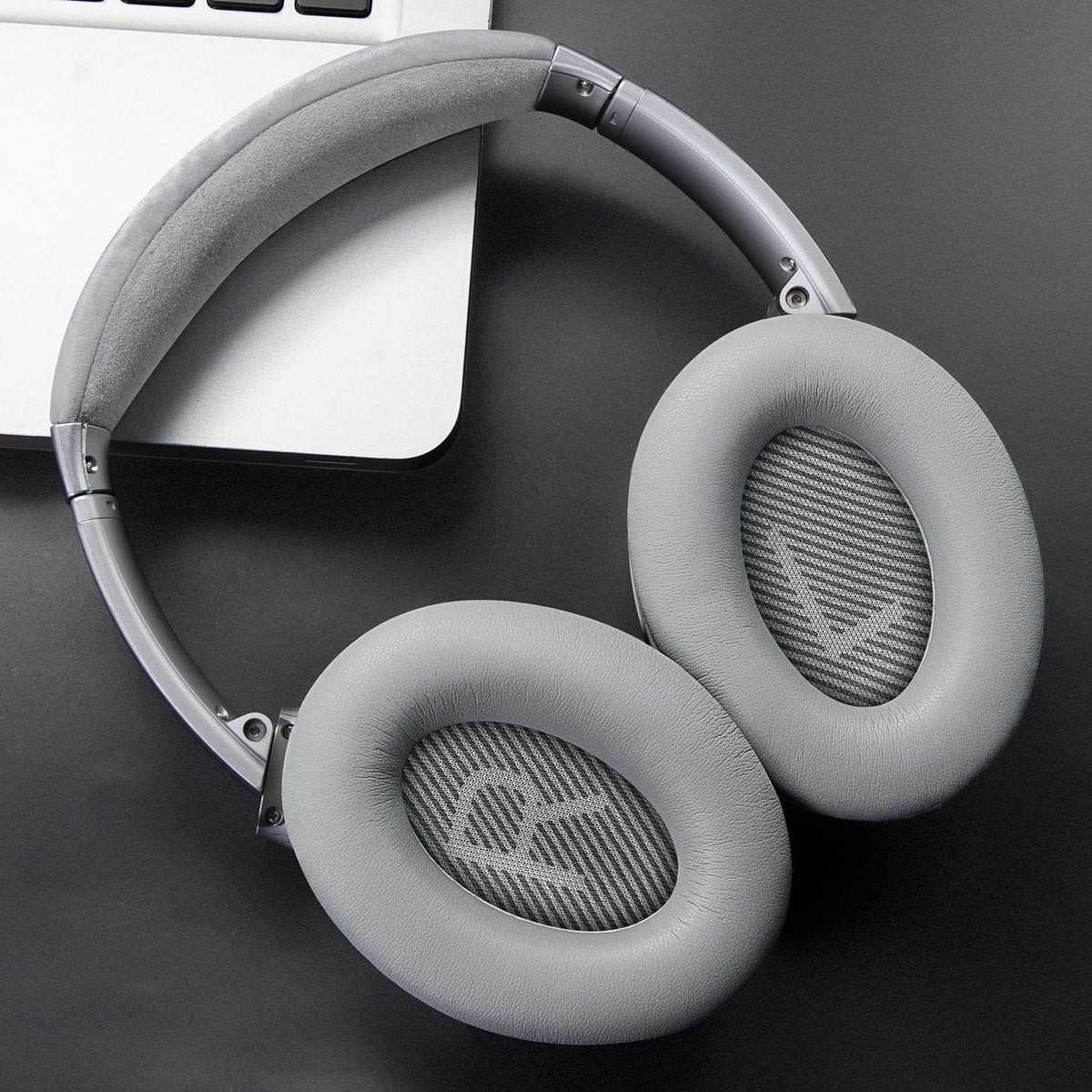 SoloWIT Earpads for Bose QC35 & QC35 ii - Brilliant Blue